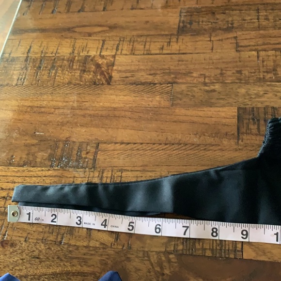 ONE new bonnet head covering - Picture 9 of 10